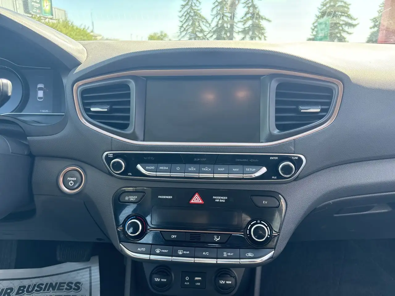 Hyundai IONIQ снимка Hyundai IONIQ