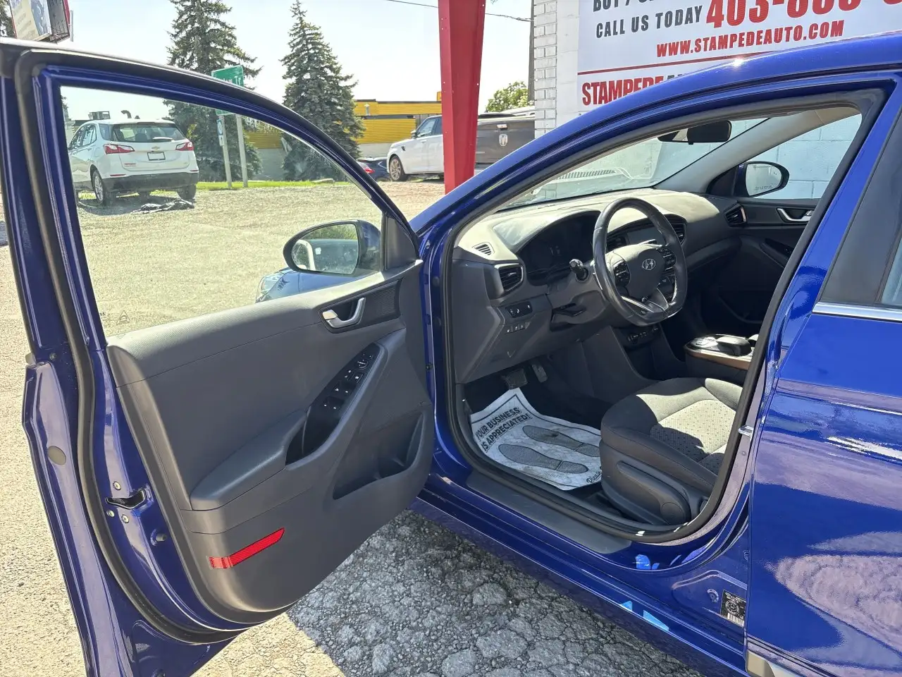 Hyundai IONIQ снимка Hyundai IONIQ