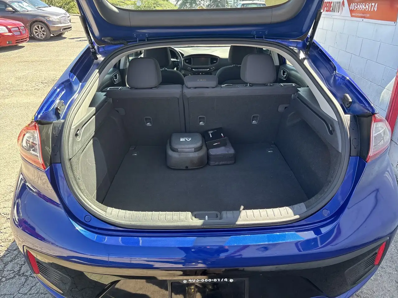 Hyundai IONIQ снимка Hyundai IONIQ