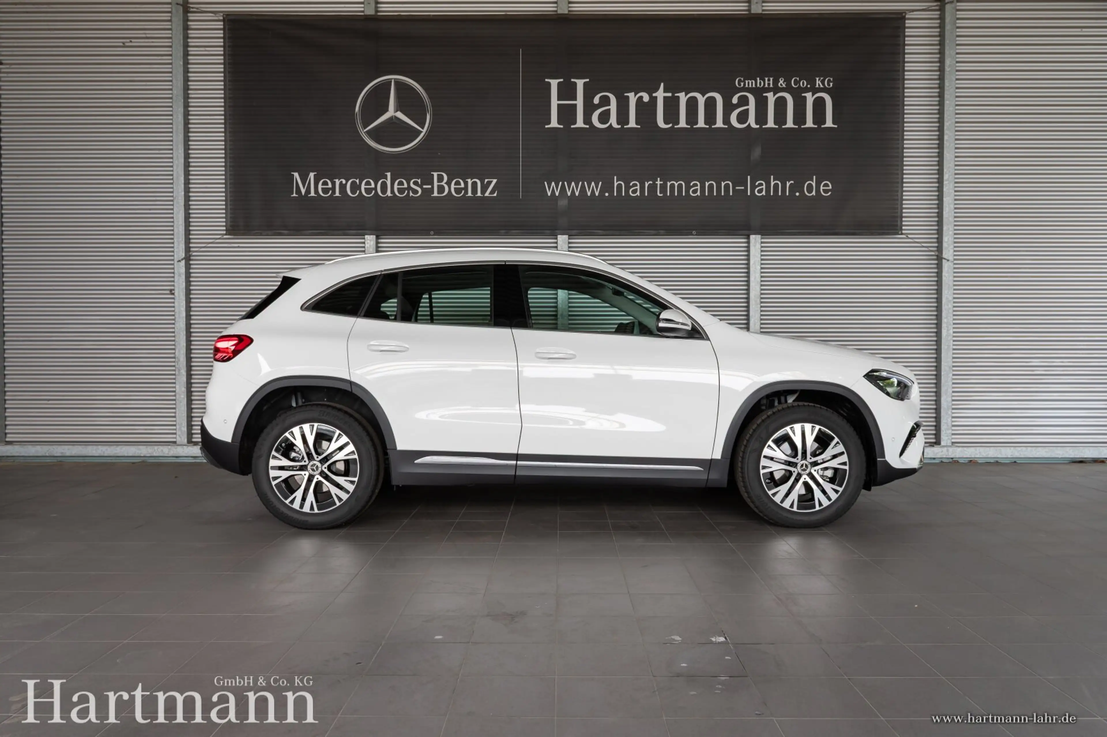 Mercedes-Benz GLA 200 GLA 200 Progressive Line Advanced nur 850 KM! LED — photo 5