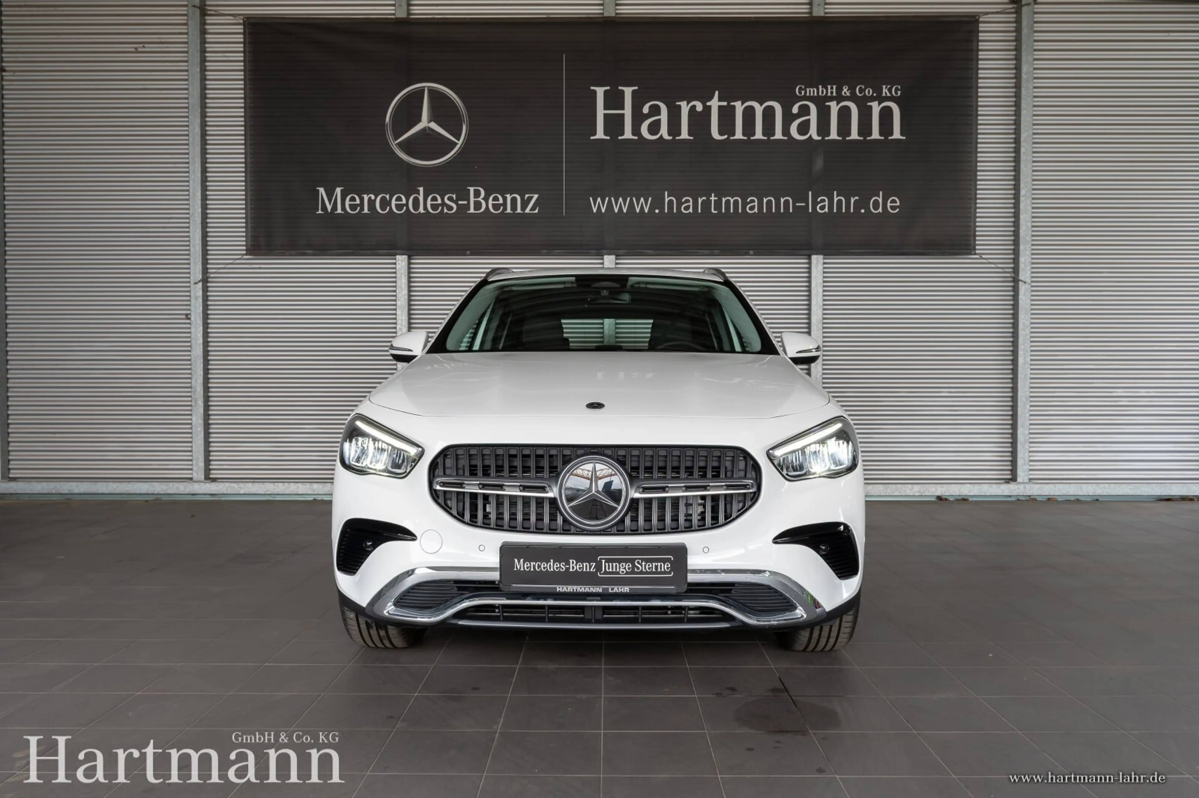 Mercedes-Benz GLA 200 GLA 200 Progressive Line Advanced nur 850 KM! LED — photo 3