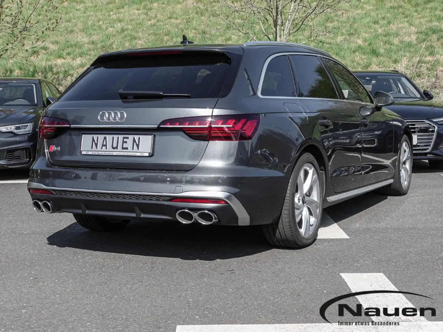 Audi S4 Avant 3.0 TDI quattro AHK, LED, Navi Šedá - 2