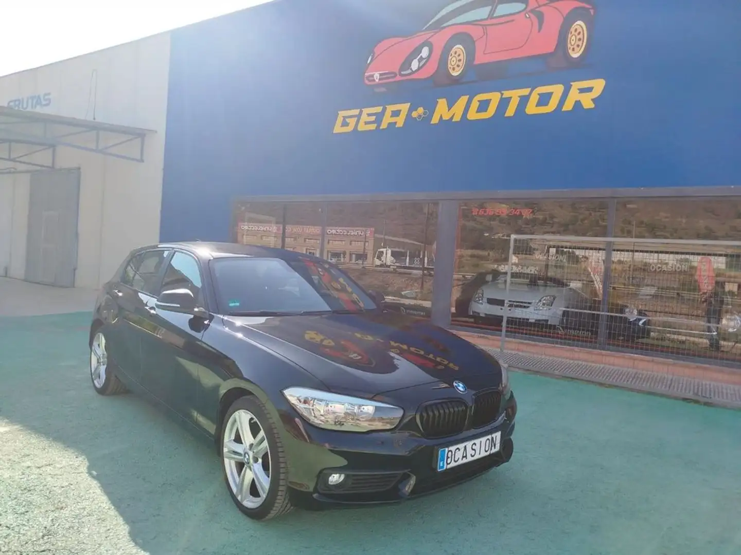 BMW 116 116i Noir - 1