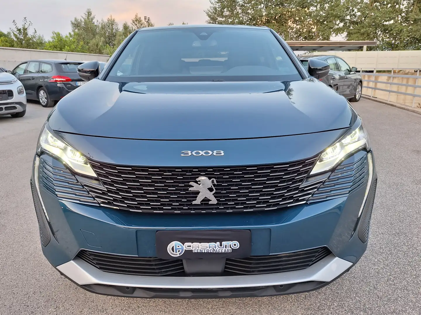 Peugeot 3008 ALLURE PACK 1.5 bluehdi 130cv EAT8 NAV+RETROCAM. Bleu - 2