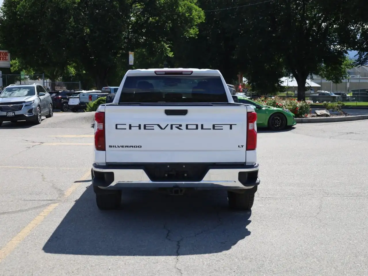 Chevrolet Silverado 1500 снимка Chevrolet Silverado 1500