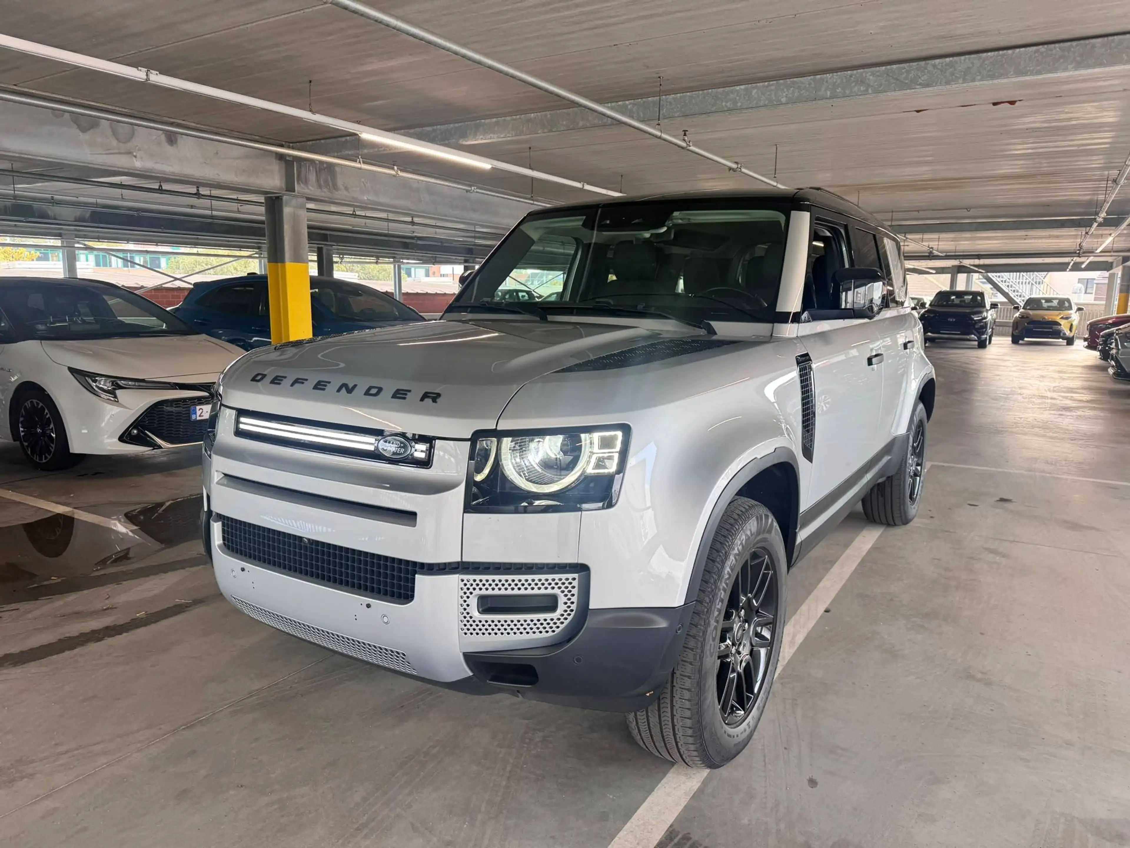 Land Rover Defender Defender 110 2.0 Bi-Turbo D240 S