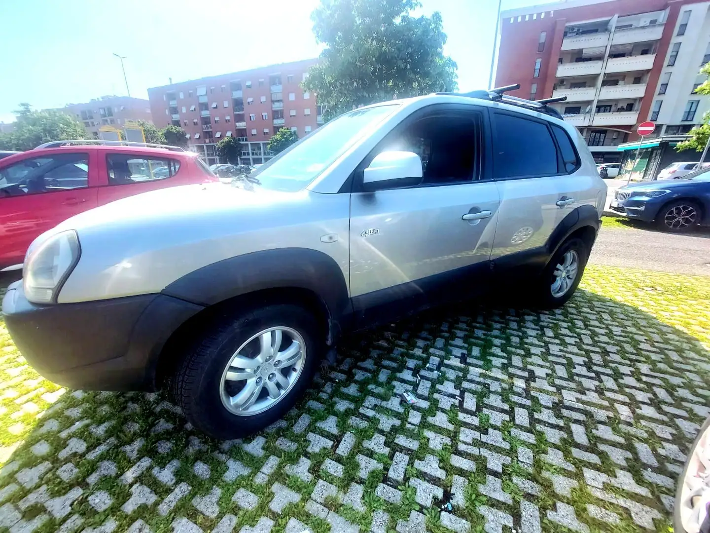 Hyundai TUCSON 2.0  Dynamic 4x4 GPL ZAVOLI Grigio - 1