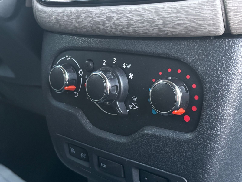 Dacia Dokker Laureate 1.6L*AHK*KLIMA*TEL*ALLSEASON* — photo 15