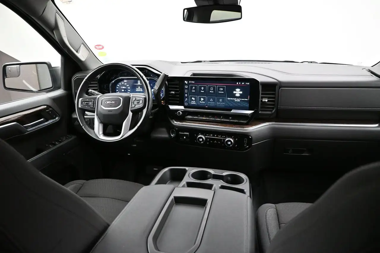 GMC Sierra 1500 снимка GMC Sierra 1500