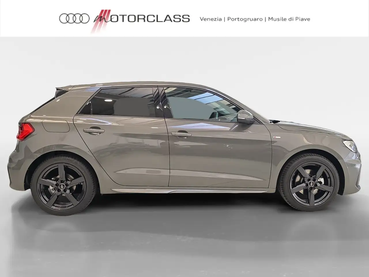 Audi A1 sportback 30 1.0 tfsi 116cv s line edition 4