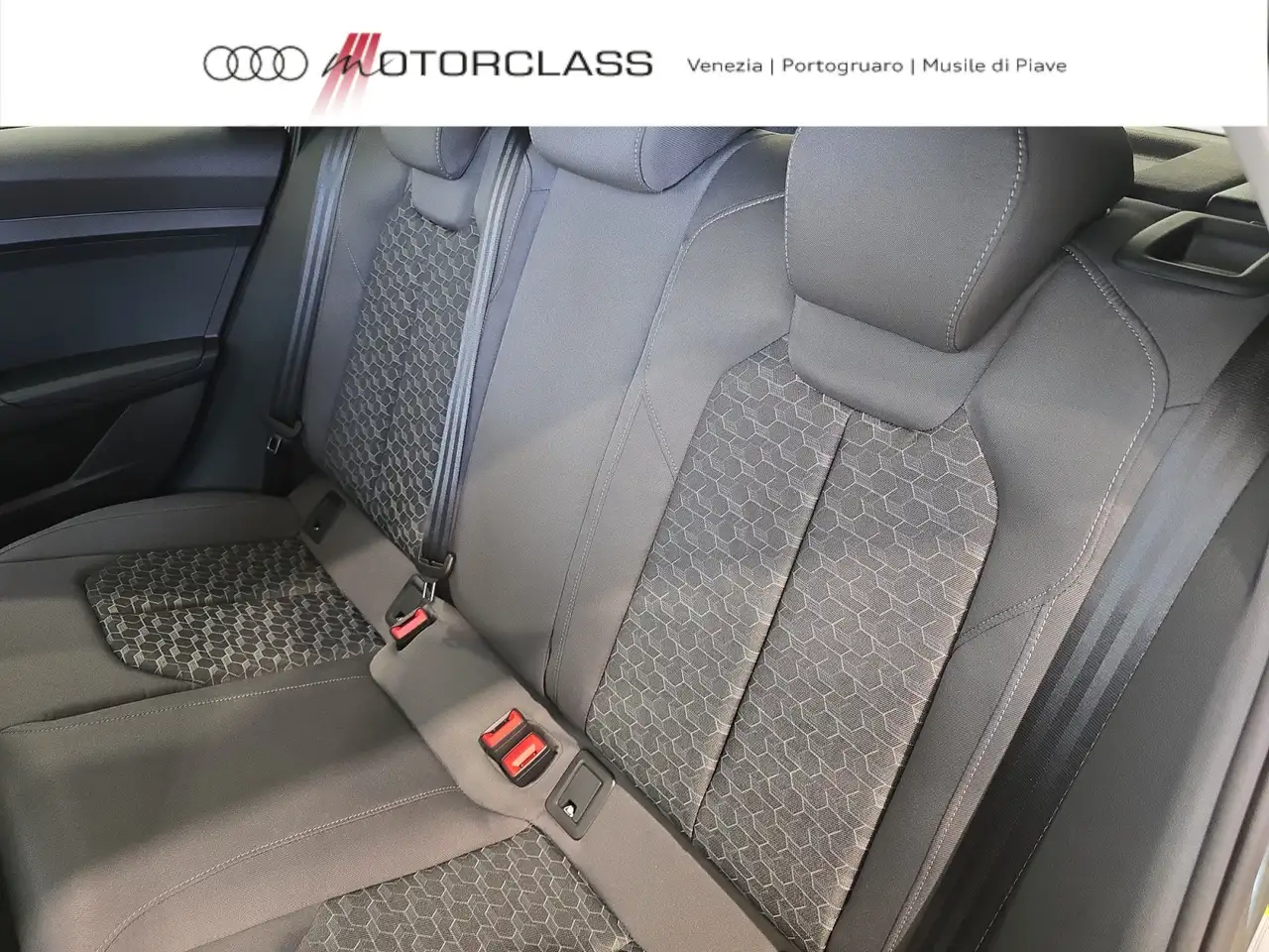 Audi A1 sportback 30 1.0 tfsi 116cv s line edition 13