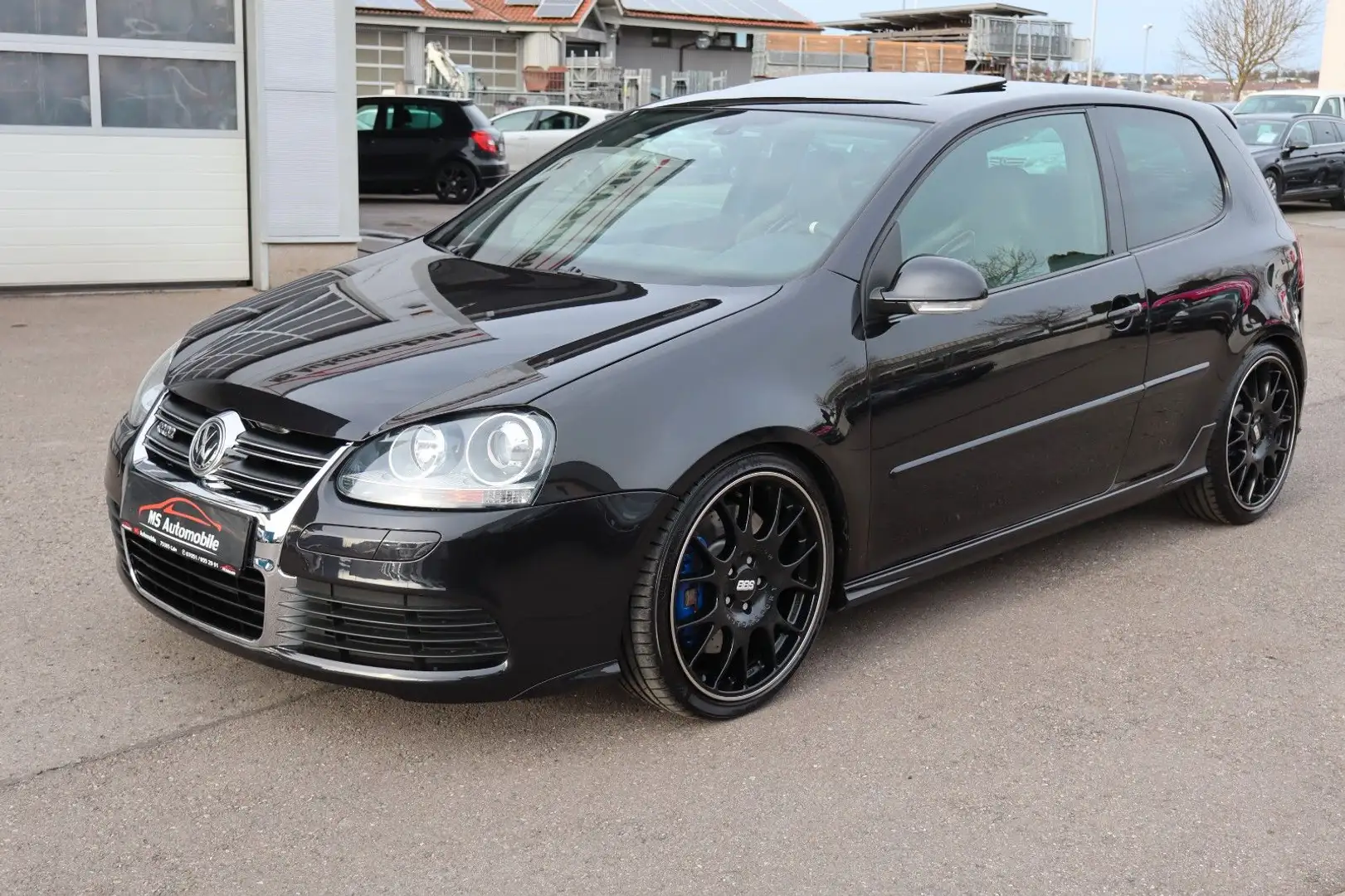 Volkswagen Golf R32 Schalter_Schalensitze_Volle Historie Schwarz - 1