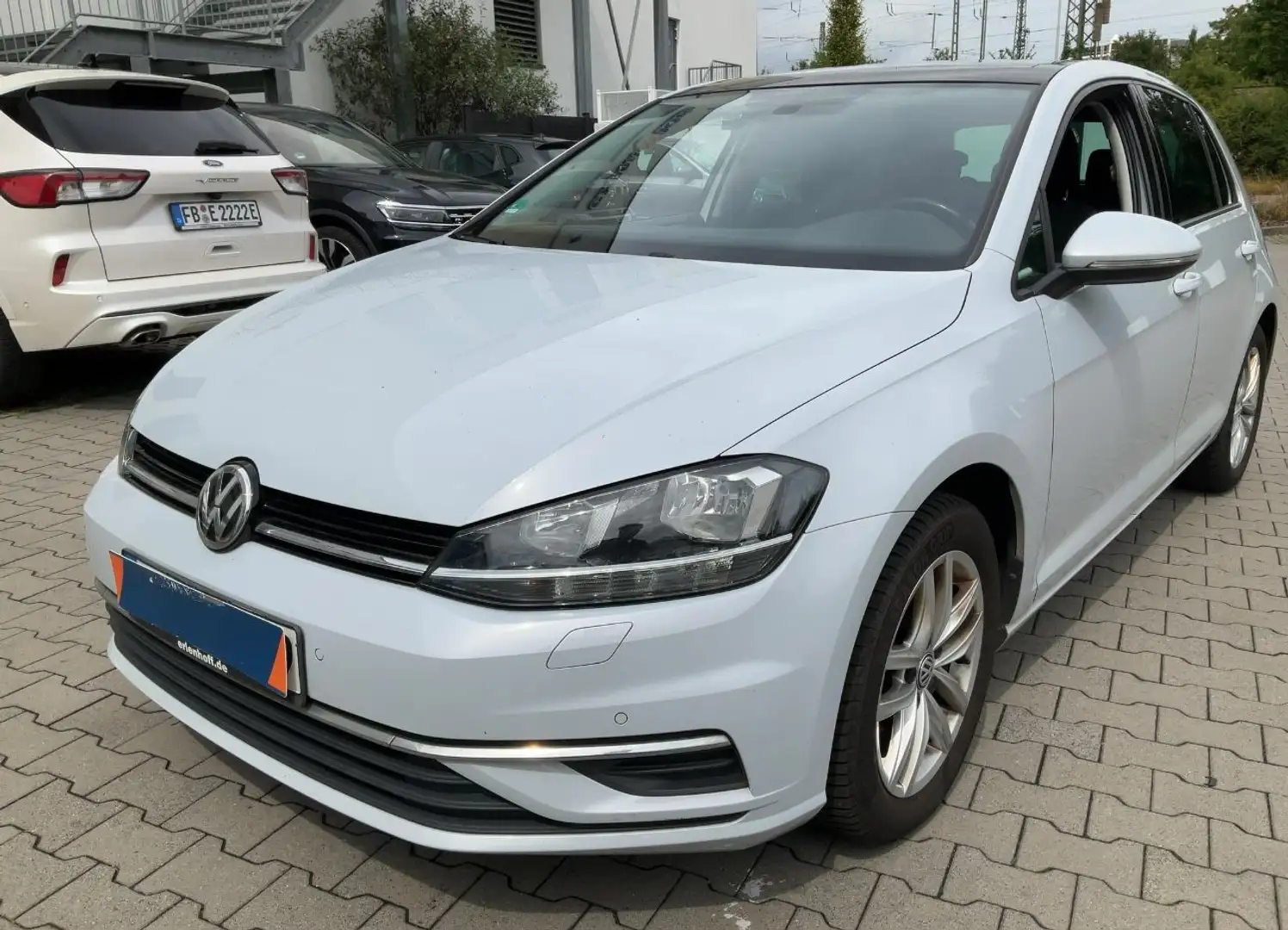 Volkswagen Golf VII 1.6 TDI DSG*Pano*ACC*Kamera*Keyless Blanc - 1
