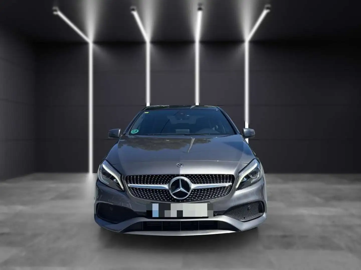 Mercedes-Benz A 200 d Gris - 1