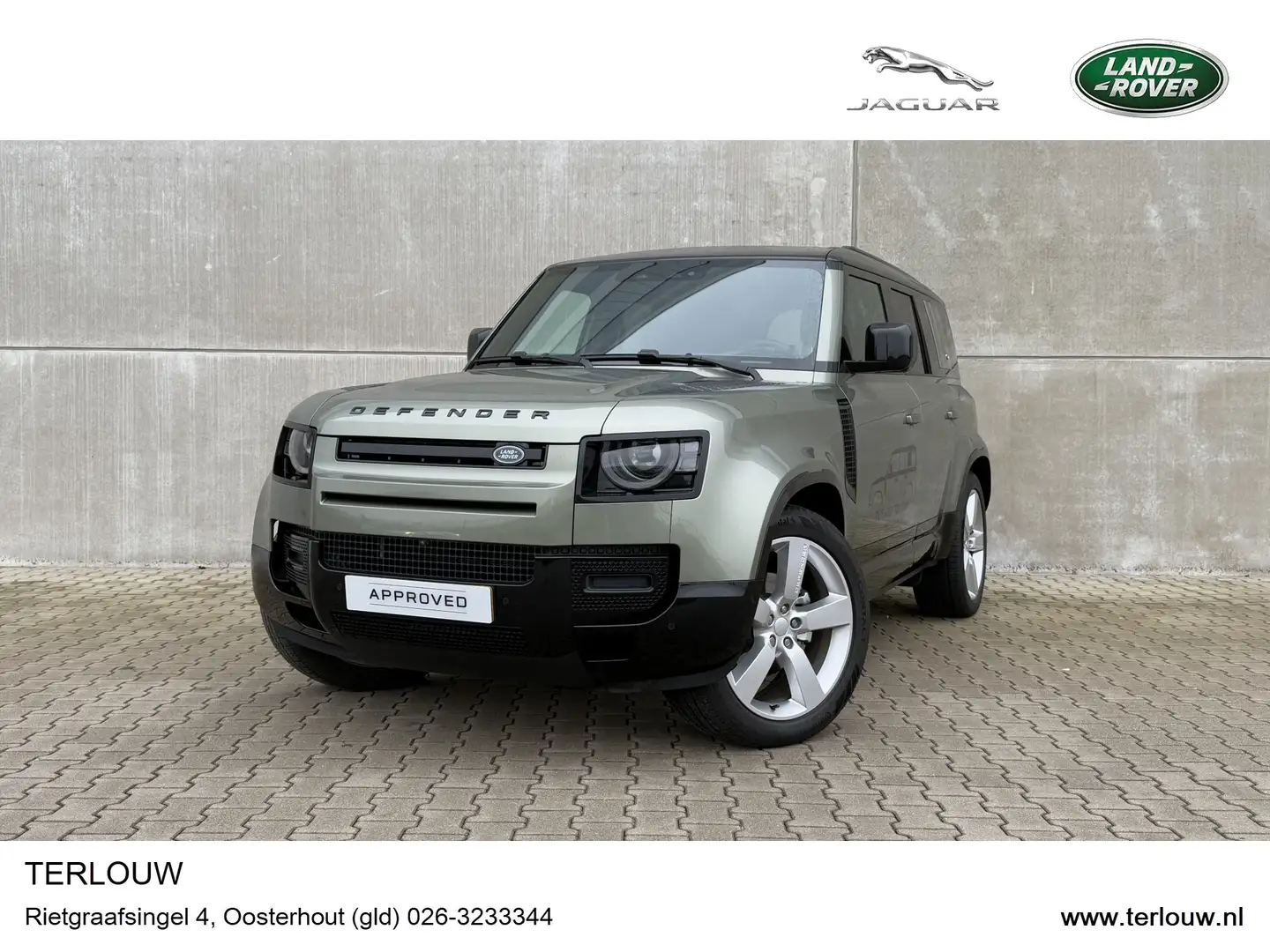 Land Rover Defender Hard Top 3.0 D250 110 MHEV X-Dynamic SE MERIDIAN A Groen - 1