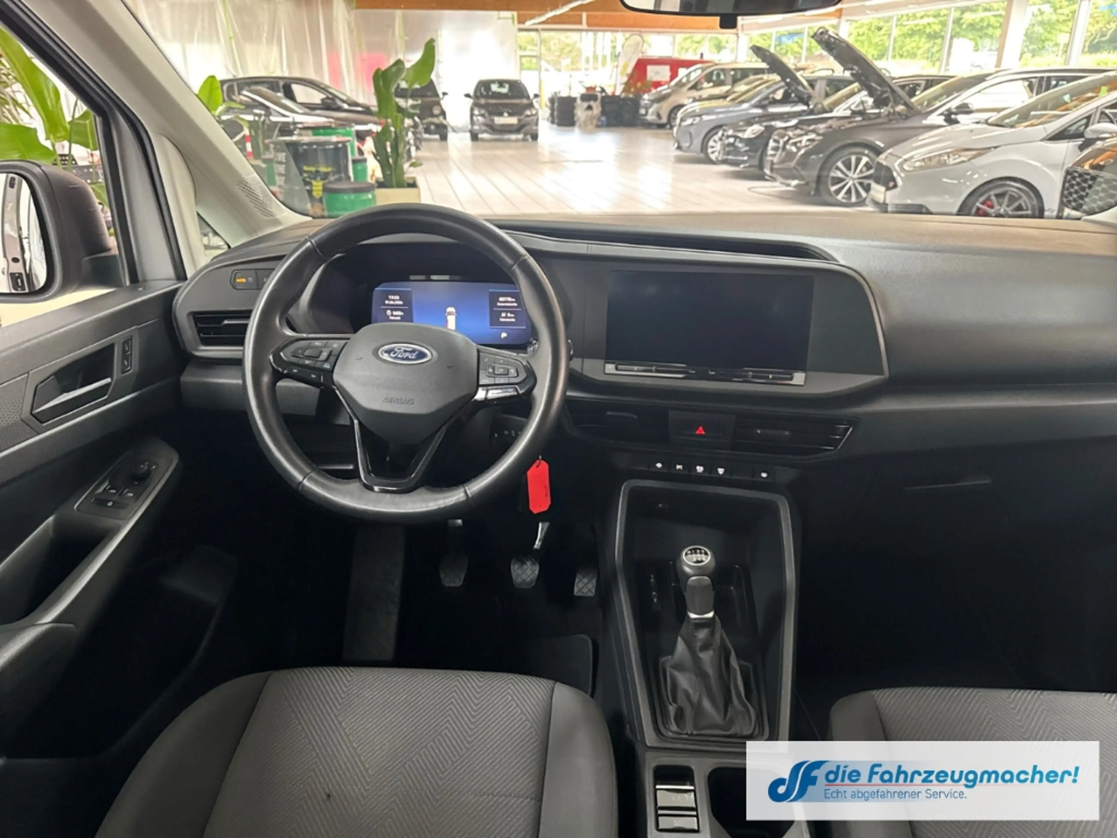Ford Grand Tourneo Trend 7-Sitzer Apple CarPlay Android Auto DAB Spur — photo 15