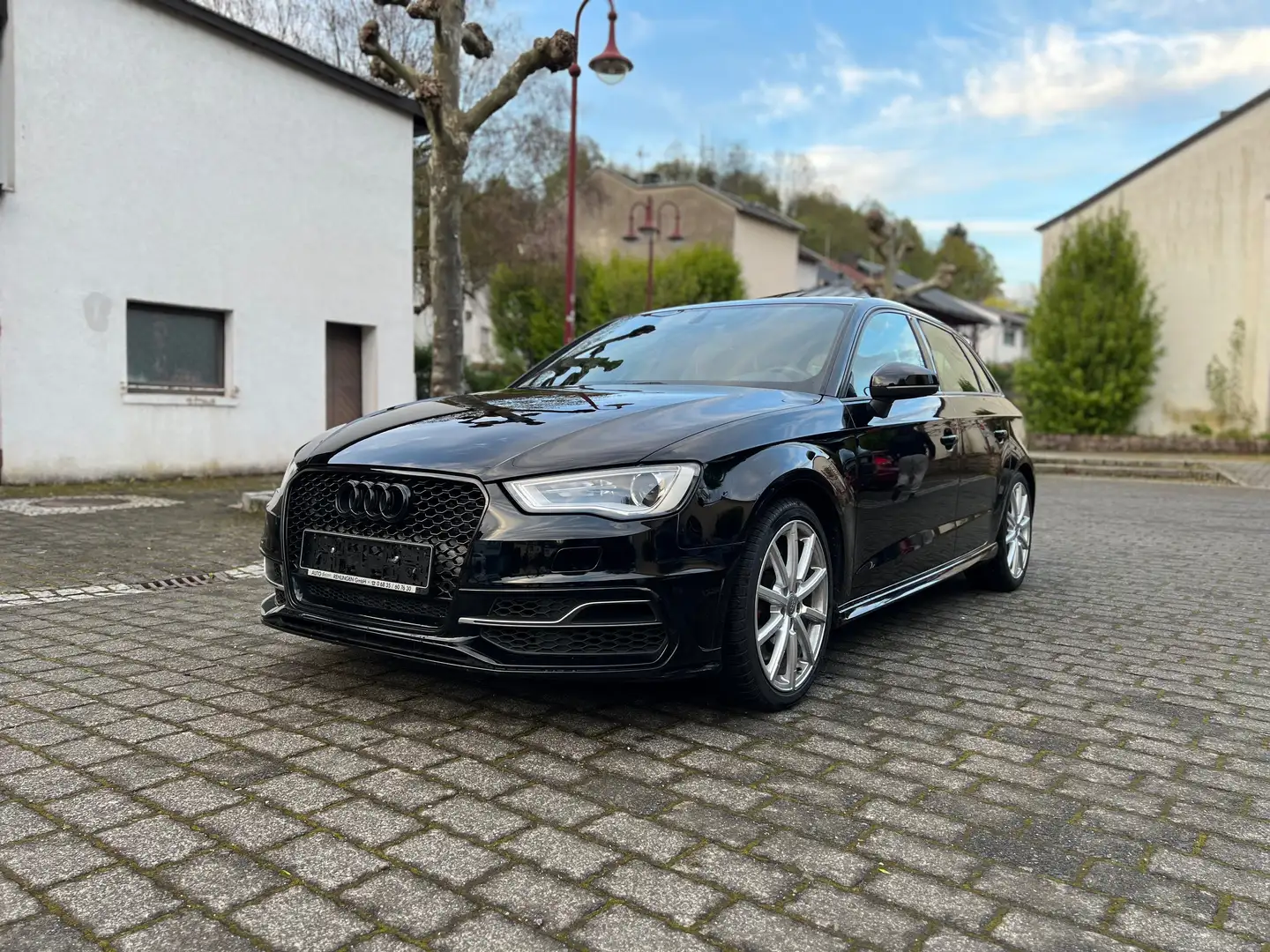 Audi S3 2.0 TFSI S tronic quattro Schwarz - 1