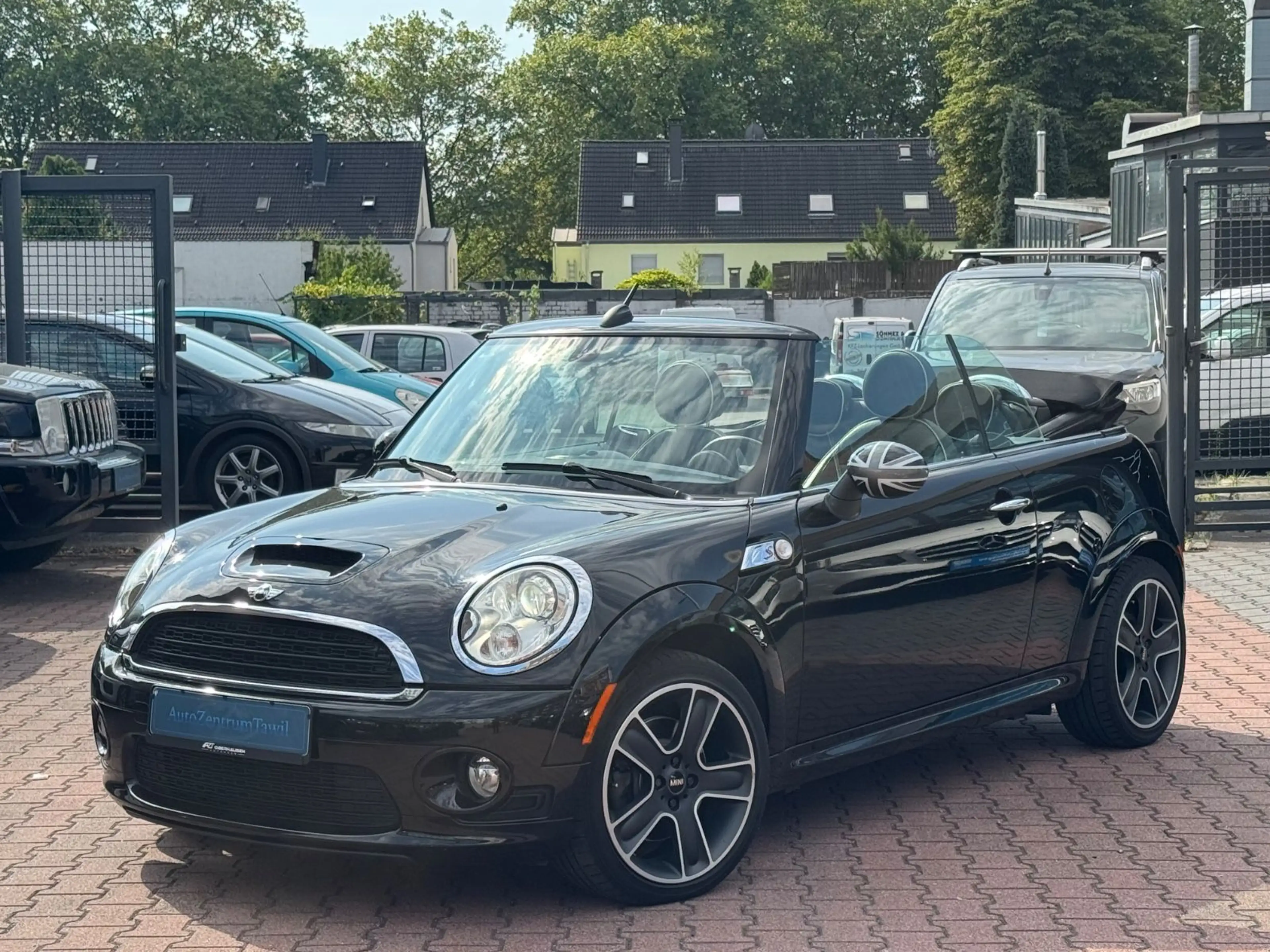MINI Cooper S Cabrio *KETTE NEU*AUTOMATIK*TÜV 07/28* — photo 2