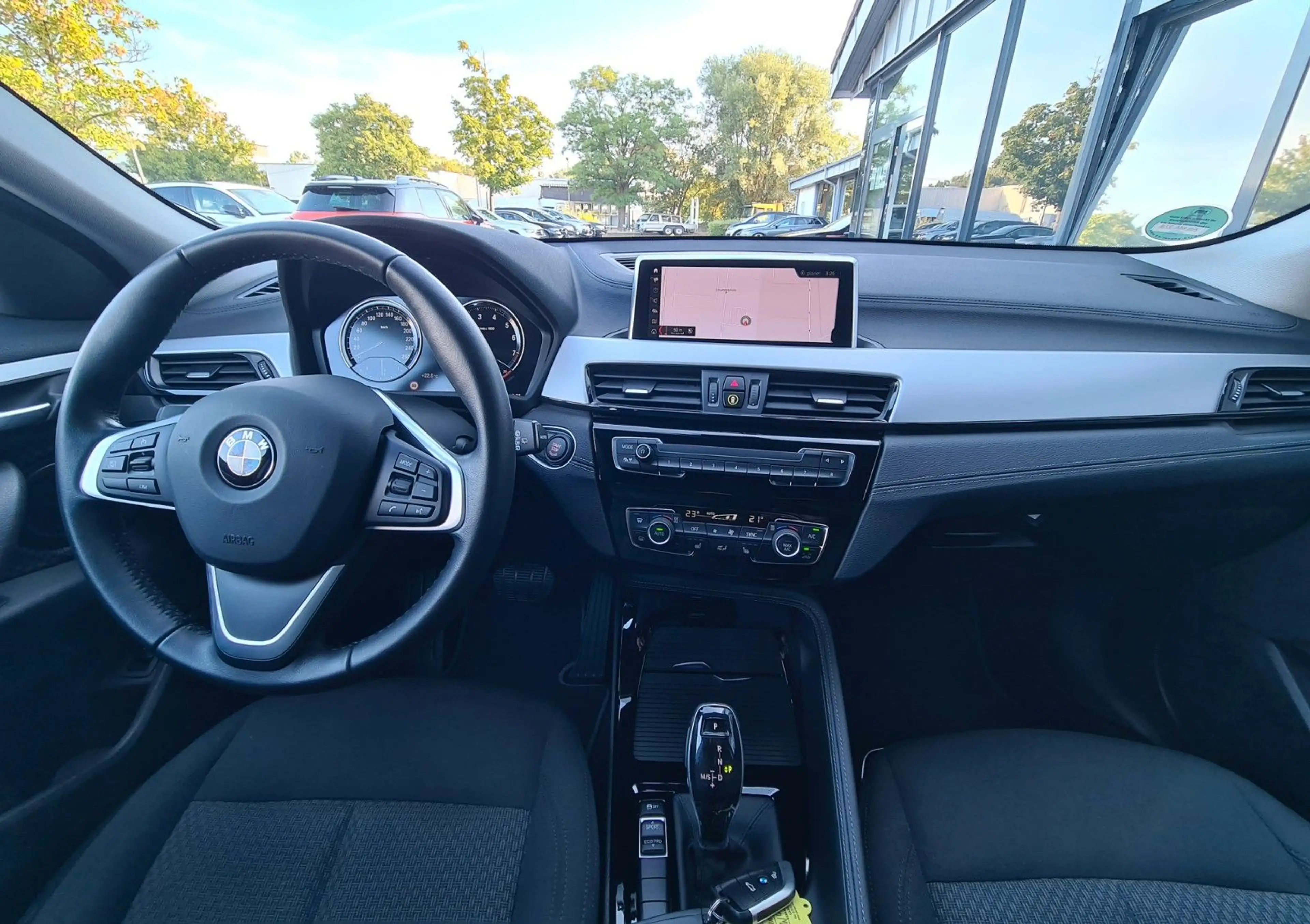 BMW X2 sDrive 18 i Advantage - LED - NAVI - 8 x ALU — photo 11