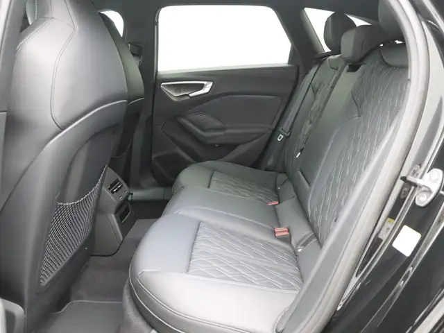 Audi A5 view 12