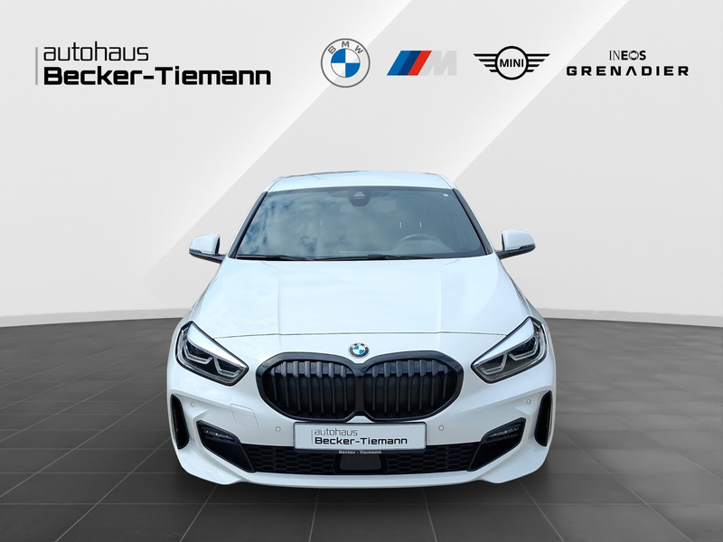 BMW 120 i Hatch M SPORT — photo 2