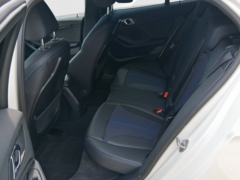 BMW 120 i Hatch M SPORT — photo 13