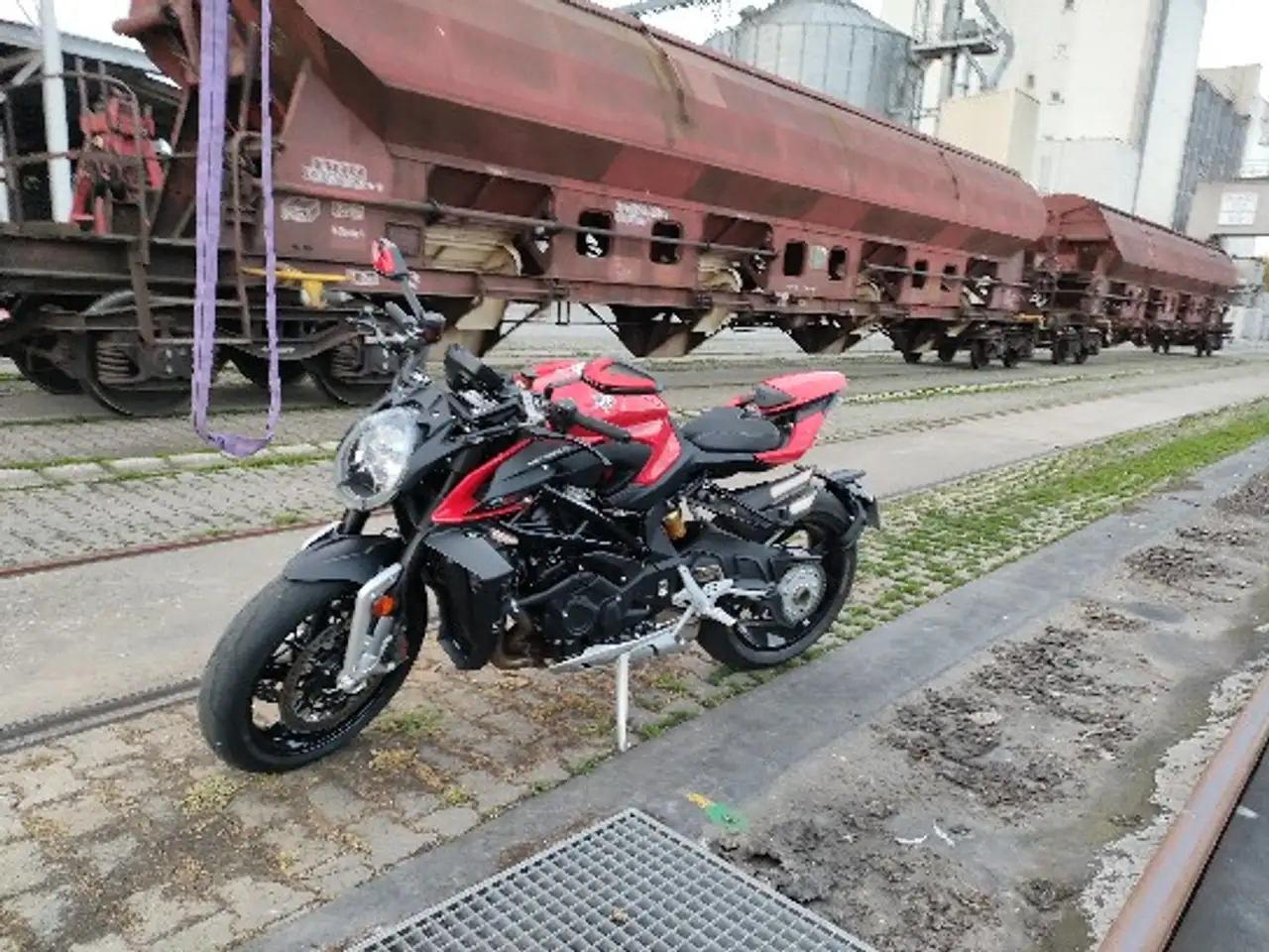 MV Agusta Brutale 990