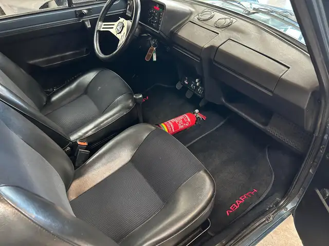 Autobianchi A 112 view 12