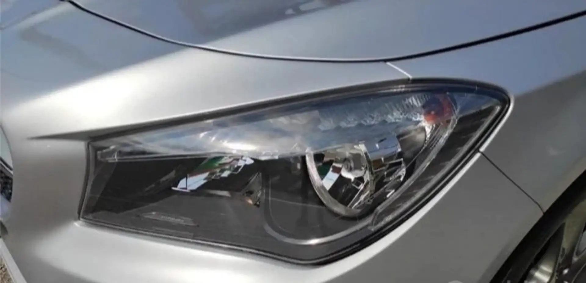 Mercedes-Benz CLA 180 CLA Shooting Brake - 180d Business Argento - 2