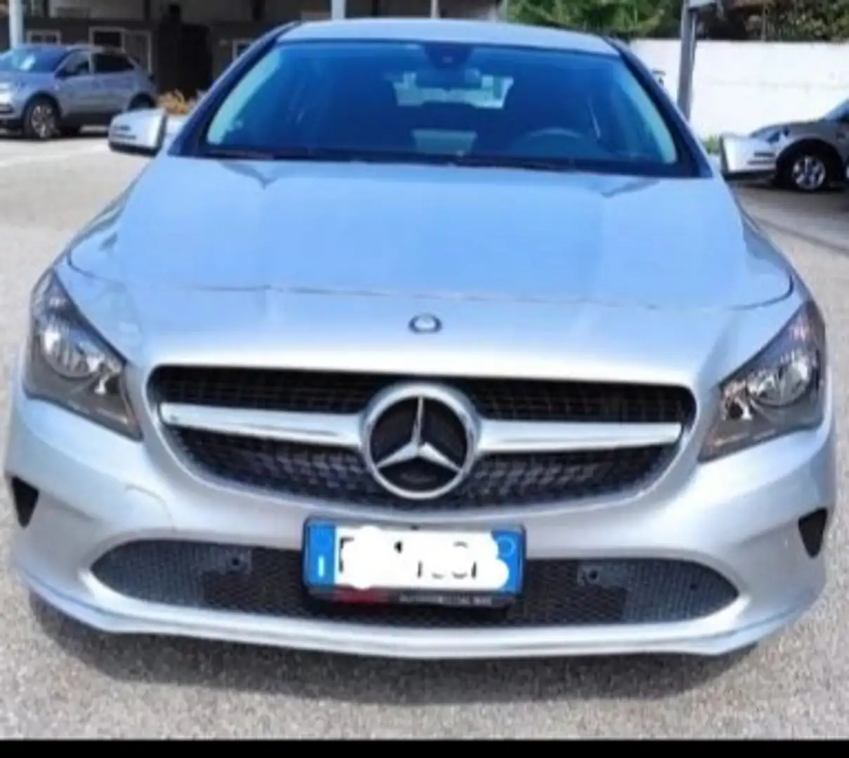 Mercedes-Benz CLA 180 CLA Shooting Brake - 180d Business Argento - 1