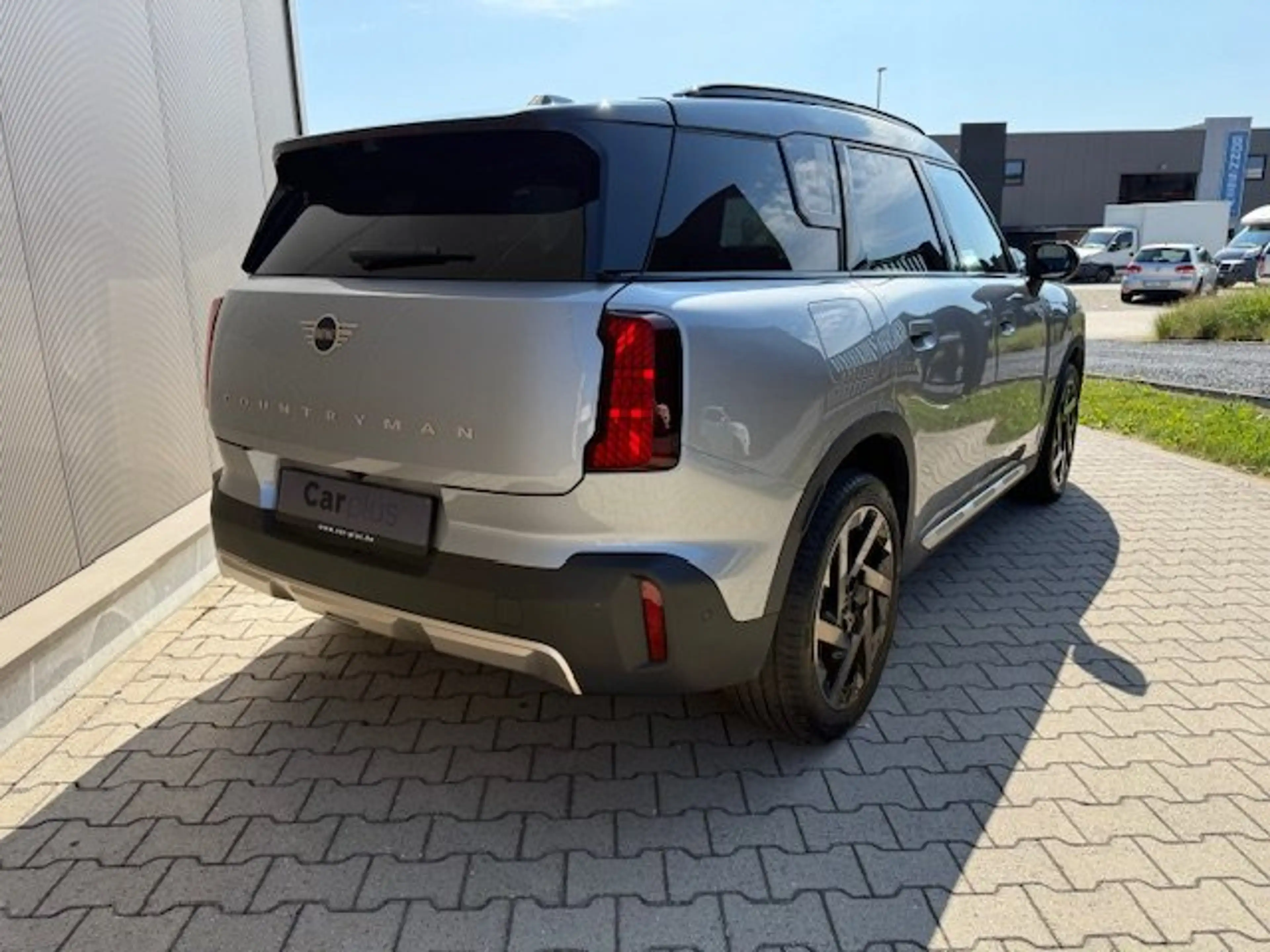 MINI Countryman C 170 DKG7/Favoured/ PANO/ "19 ALU/DRIVER ASSIS.PLUS — photo 3