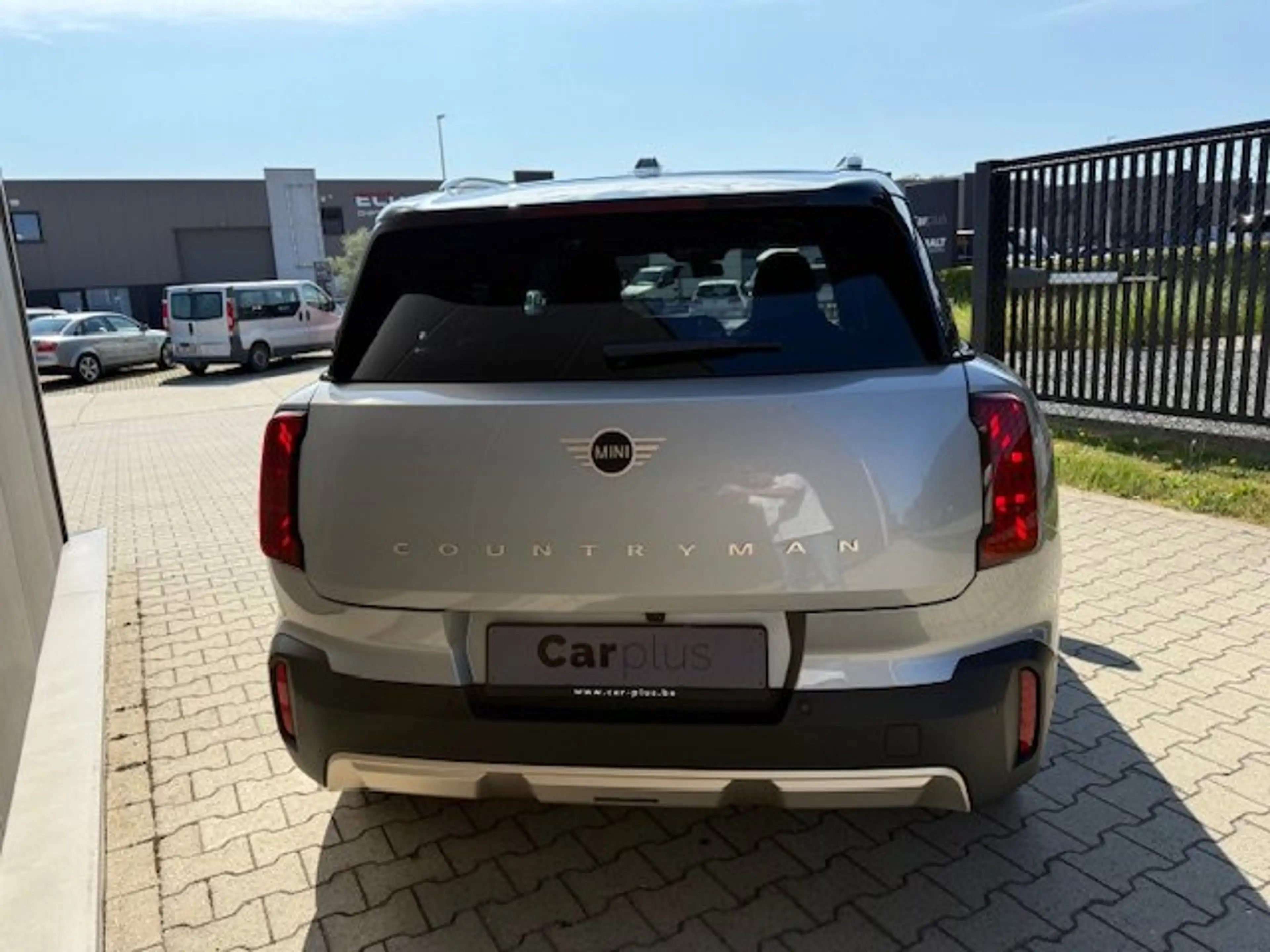MINI Countryman C 170 DKG7/Favoured/ PANO/ "19 ALU/DRIVER ASSIS.PLUS — photo 4