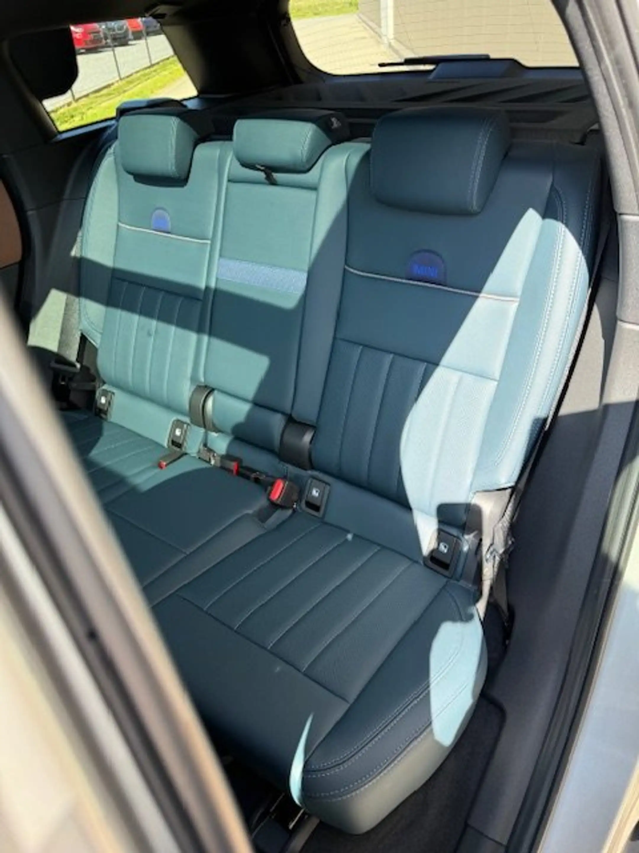 MINI Countryman C 170 DKG7/Favoured/ PANO/ "19 ALU/DRIVER ASSIS.PLUS — photo 8