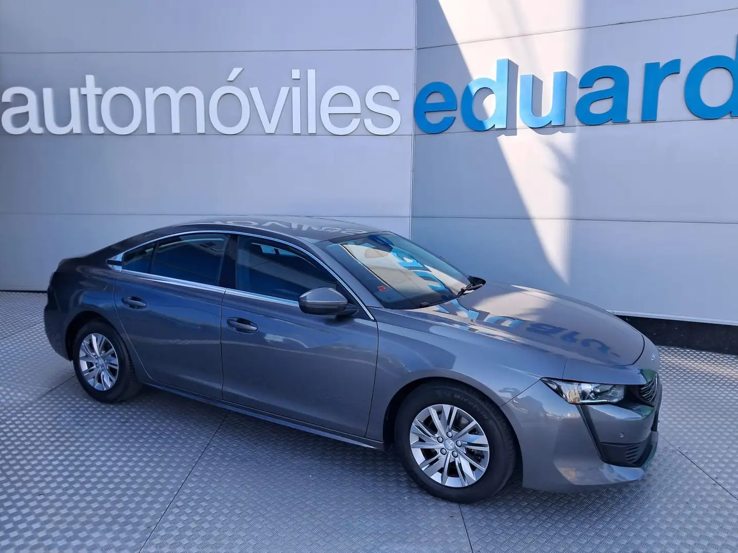 Peugeot 508 1.5BlueHDi S&S Active EAT8 130 Gris - 1