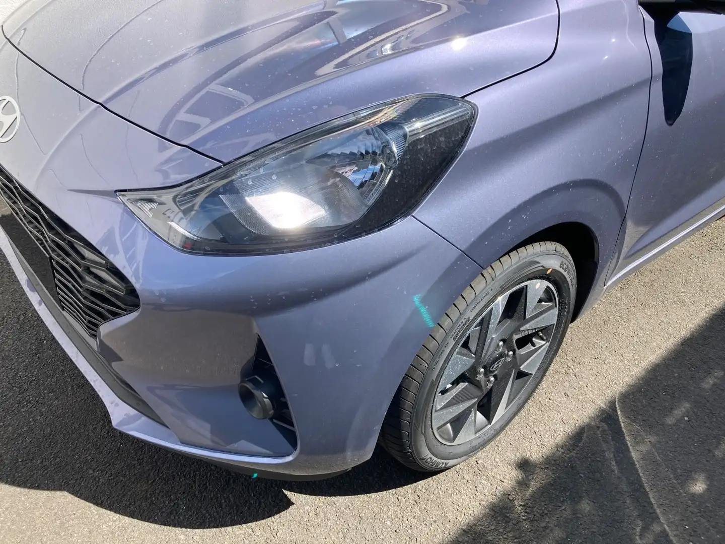 Hyundai i10 Trend 1.0+KLIMA+NAVI+SHZ+DAB+KAMERA Blau - 2