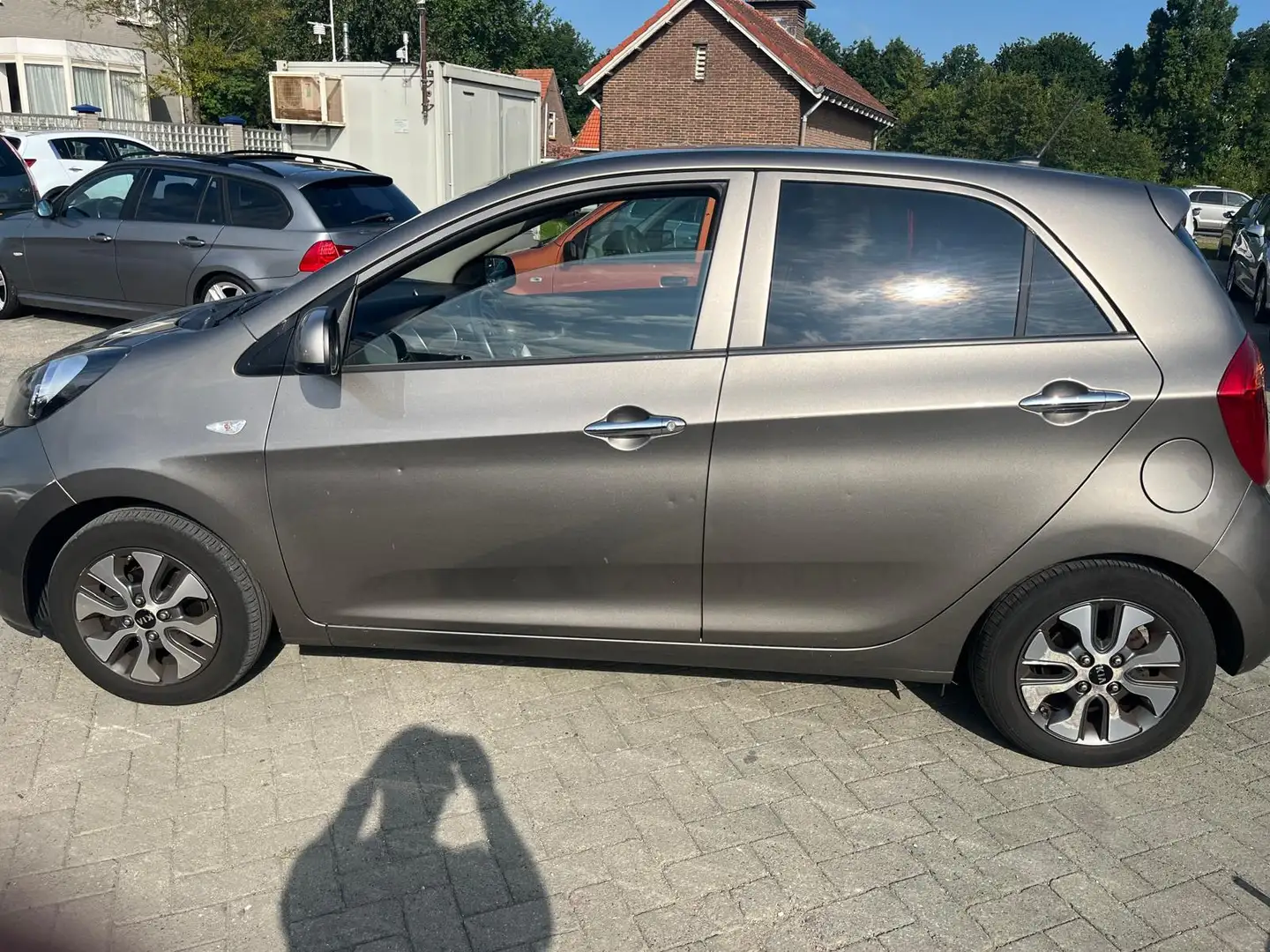 Kia Picanto 1.0 CVVT ComfortPlusLine Navigator ecc lm velgen n Gris - 2