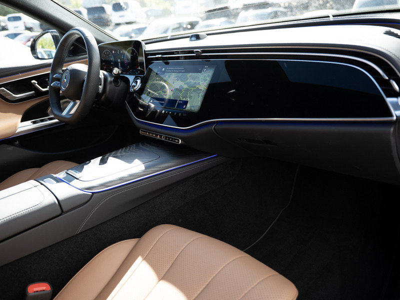 Mercedes-Benz E 450 d 4MATIC Limousine AMG-Sport+Burm+Pano+AHK — photo 3