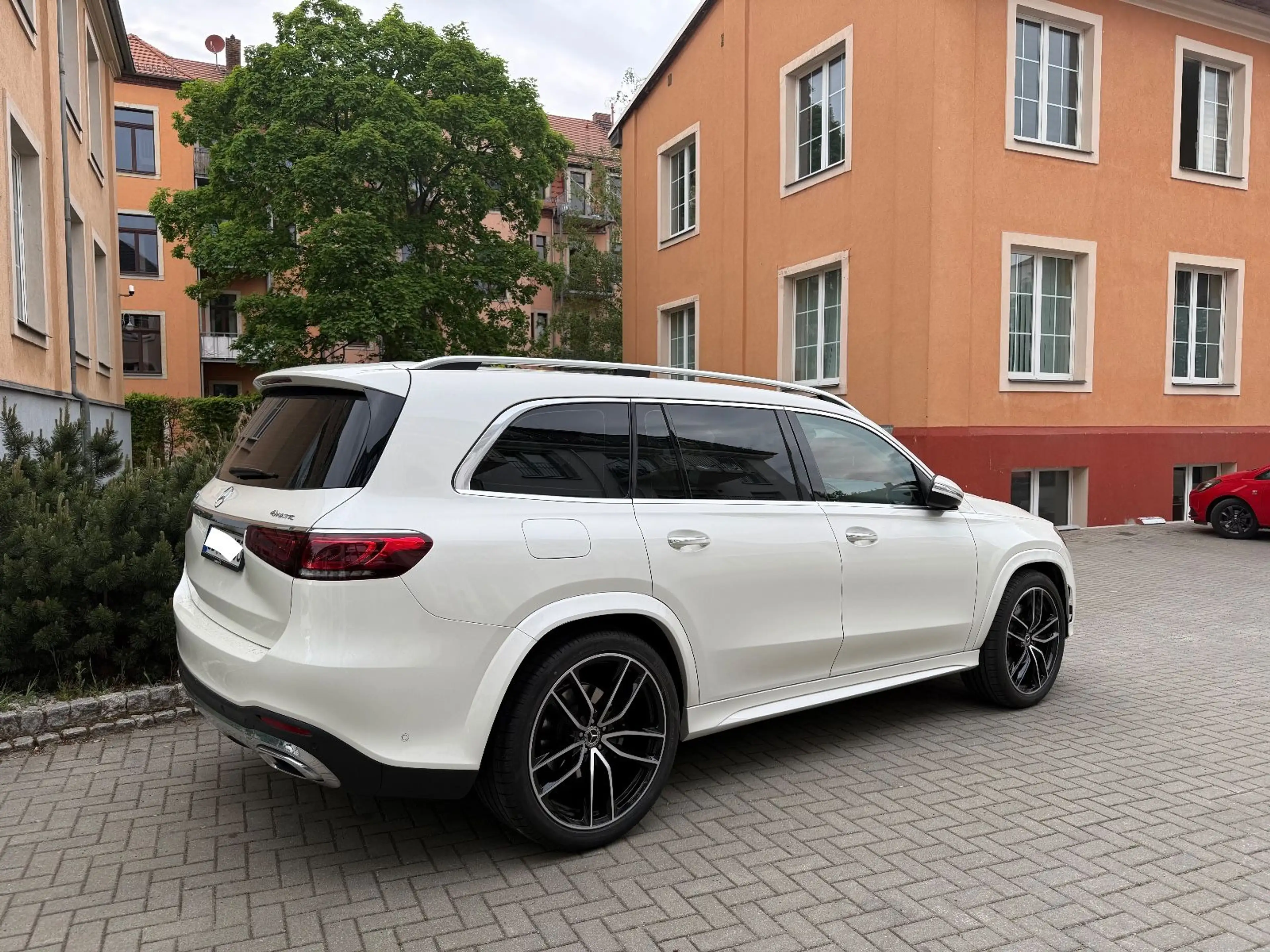 Mercedes-Benz GLS 450 4M AMG-Line/Burmester/5+2/23''/Garantie — photo 4