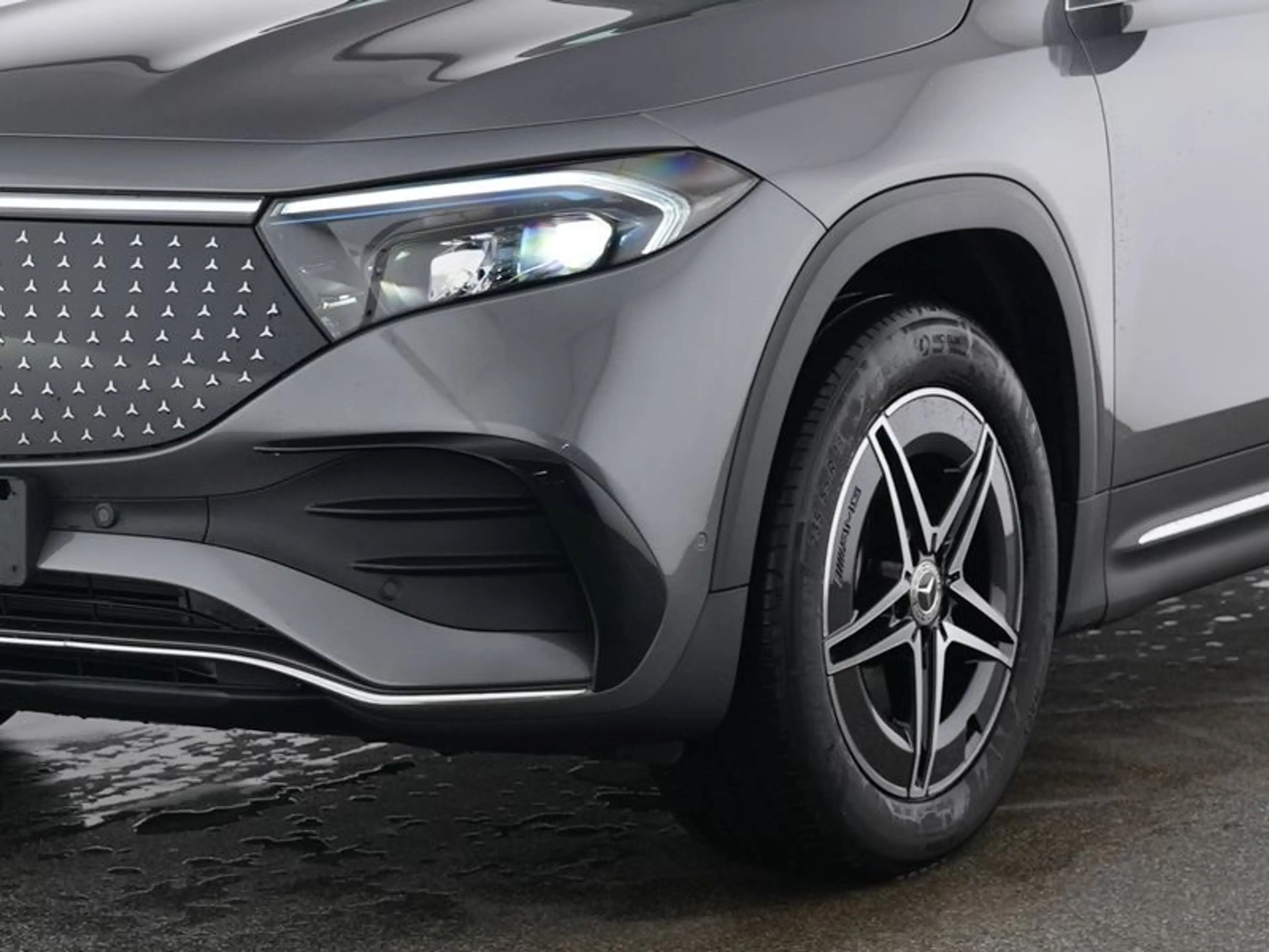 Mercedes-Benz EQB 250 + AMG*LED*Distronic*Kamera*Memory-P.*AHK* — photo 3