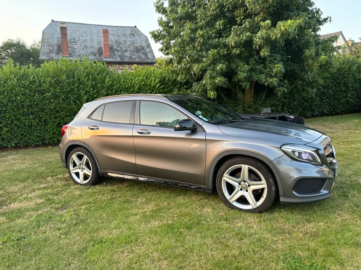 Mercedes-Benz GLA 220 Classe CDI 4-Matic Edition 1 7-G DCT A - 1