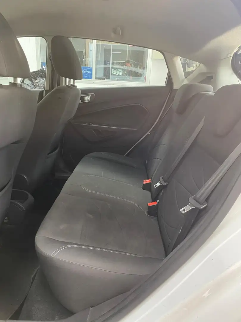 Ford Fiesta Fiesta VI 2008 3p 1.4 16v Ikon Gpl Bianco - 2