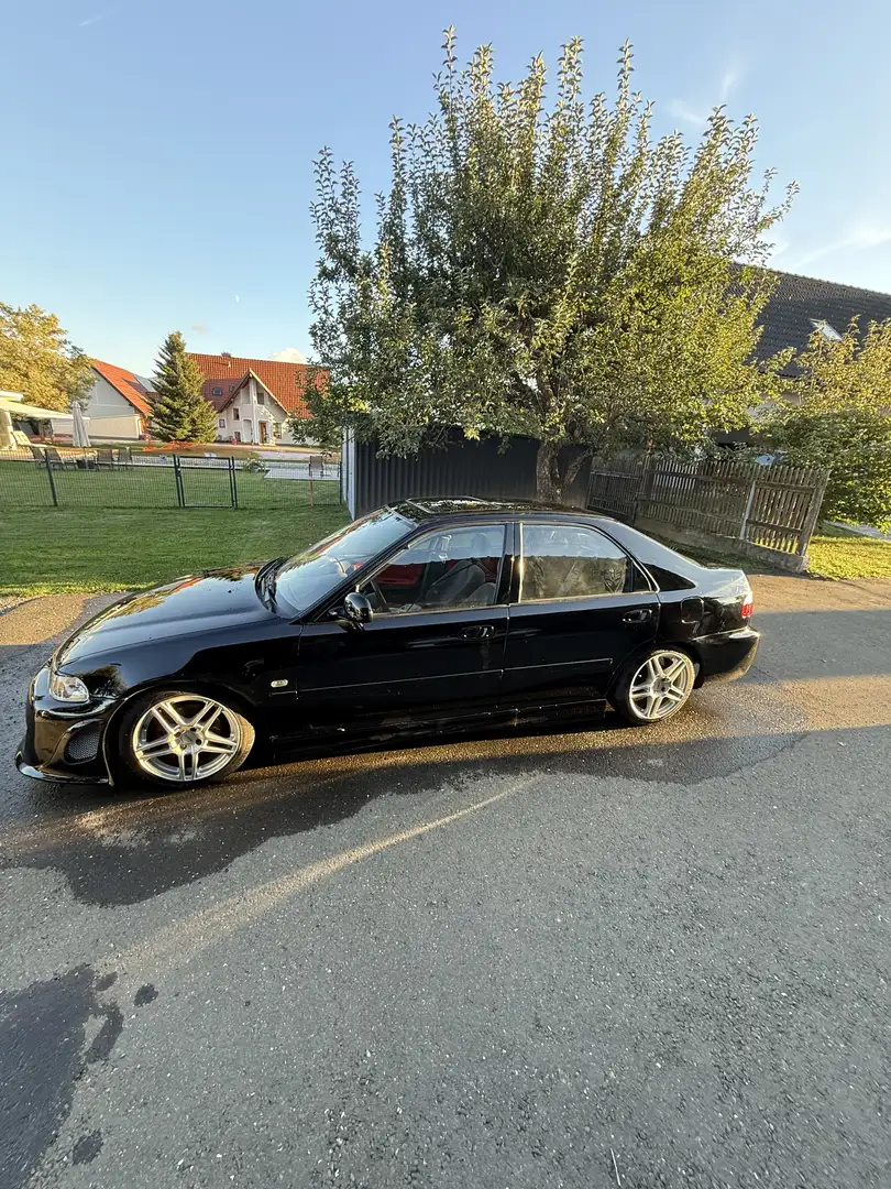 Honda Civic 1,6 VTi - 2