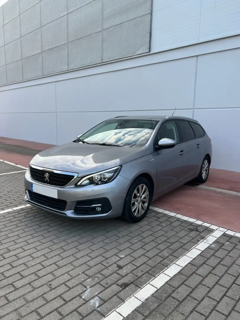 Peugeot 308 SW 1.2 PureTech S&S Style 110 Gris - 1