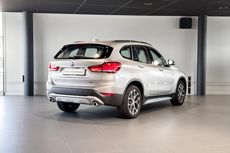 BMW X1 sDrive20i Business Edition Plus | X-Line | Glazen — photo 6
