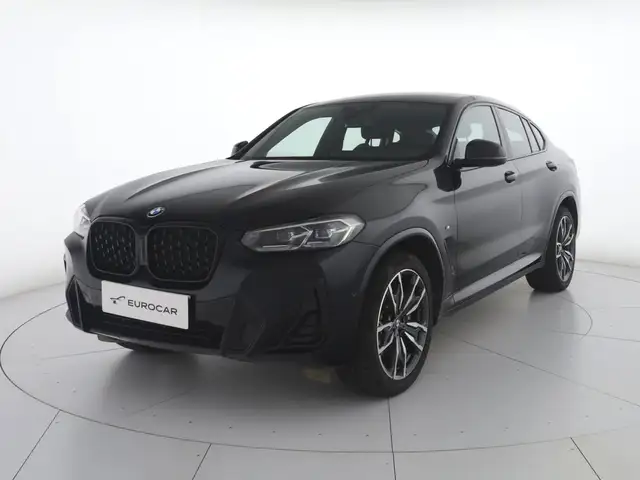 BMW X4 main image