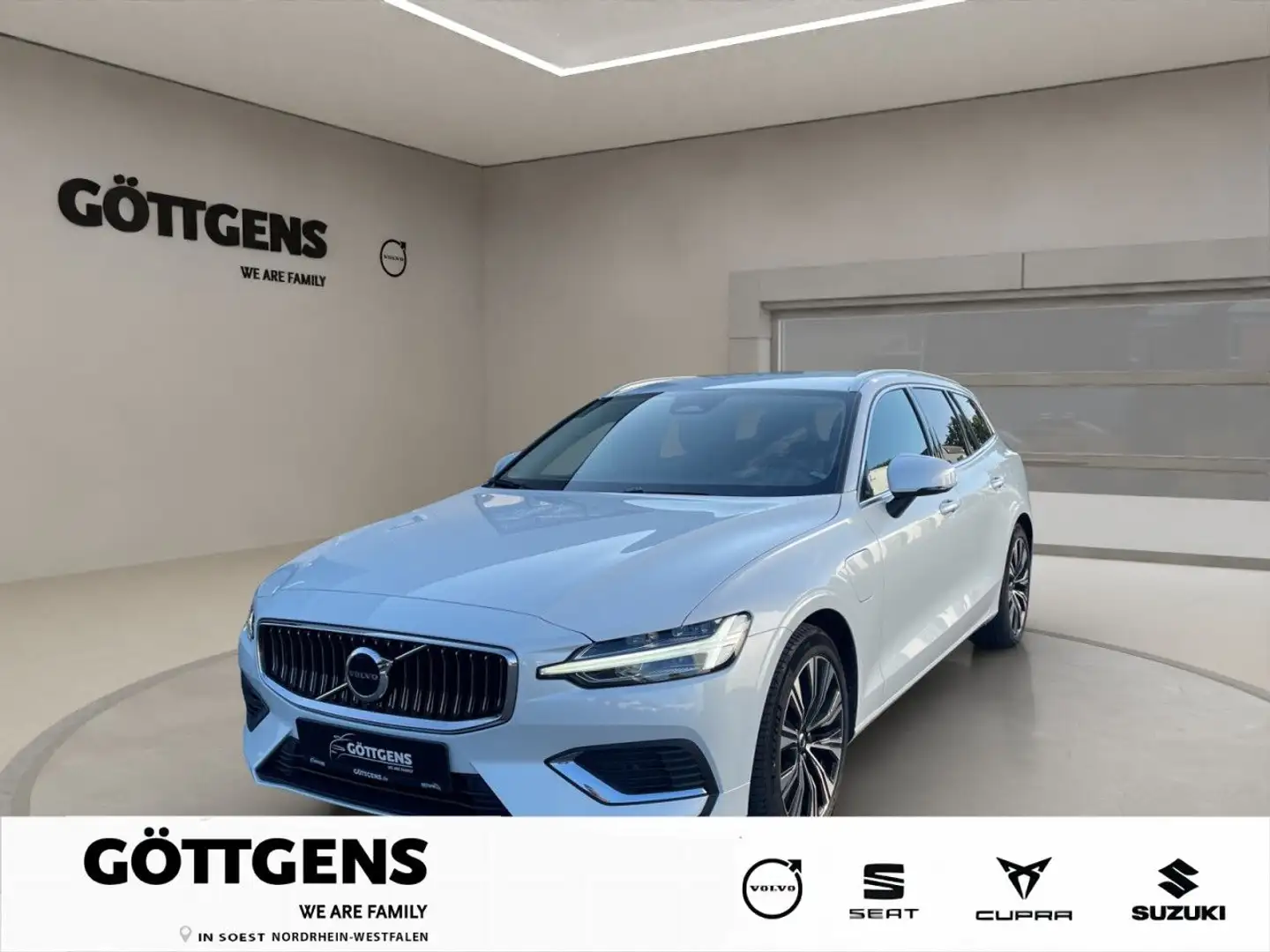 Volvo V60 T6 Twin Engine AWD PLUS Bright LED DAB H&K Weiß - 1