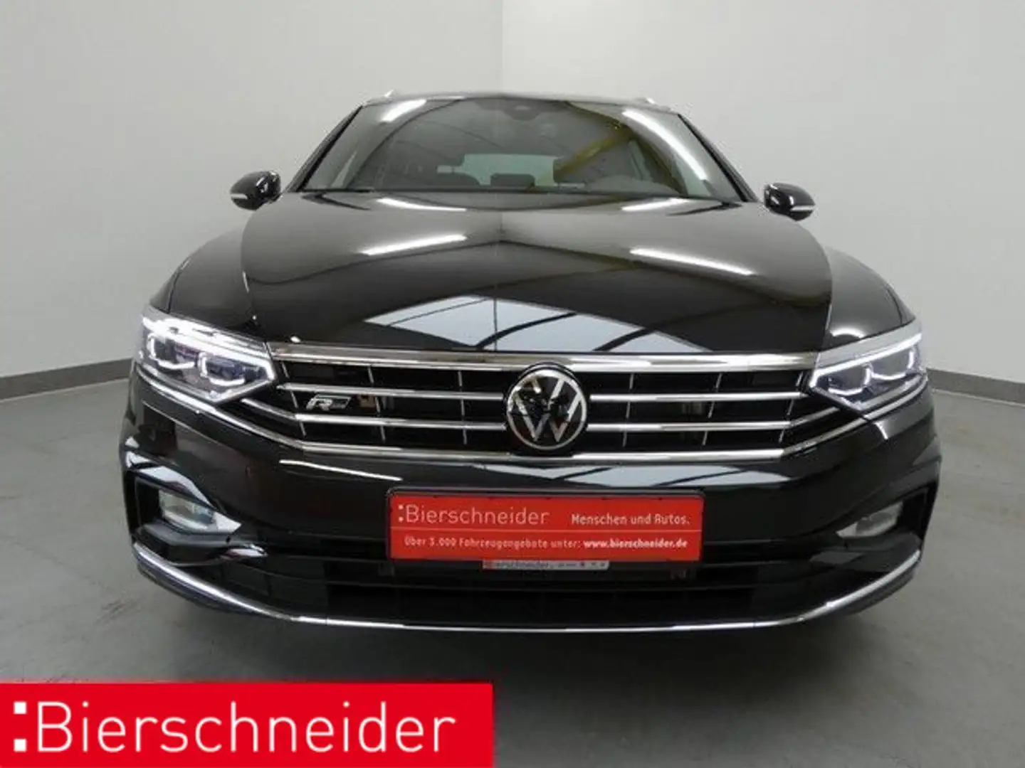 Volkswagen Passat Variant 2.0 TDI DSG R-Line AHK PANO STHZ Noir - 2