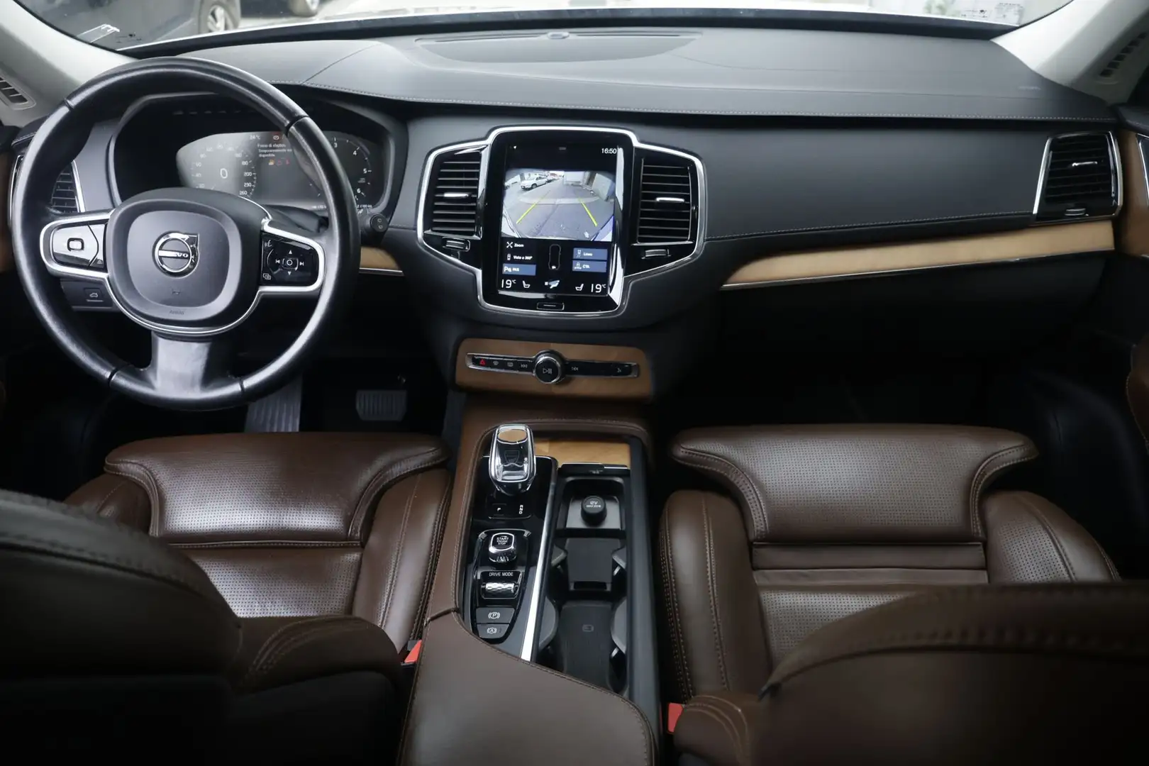 Volvo XC90 Volvo XC90 B5 (d) AWD Geartronic R-design PROMOZI Grigio - 2