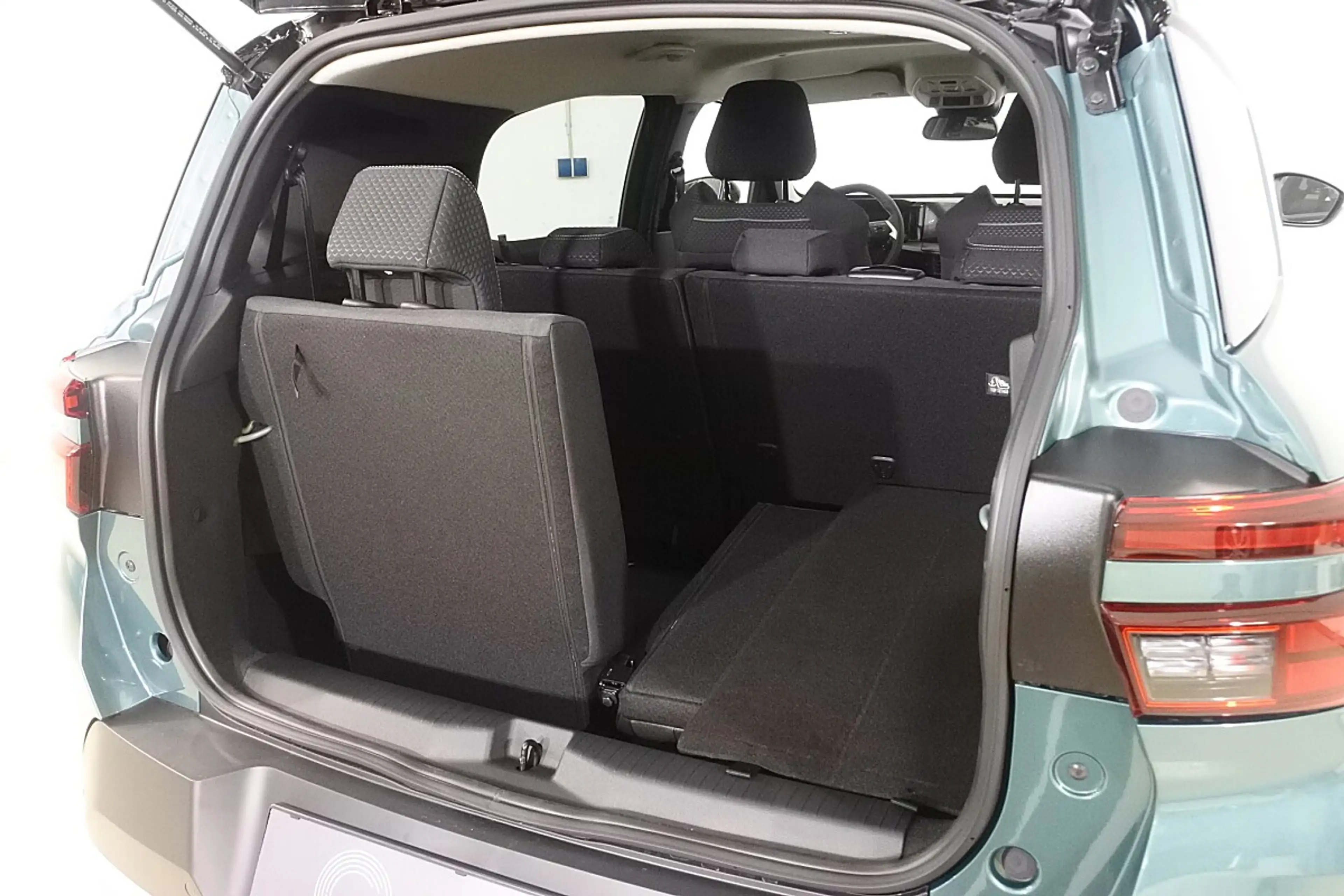 Opel Frontera 1.2 DI MHEV GS Aut. — photo 11