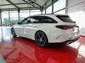 Mercedes-Benz E 220 E 220 d T AMG AHK+DISTRONIC+LENKRADHZG+NIGHT-P. Weiß - thumbnail 3